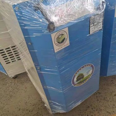 焊烟净化器工作原理：
